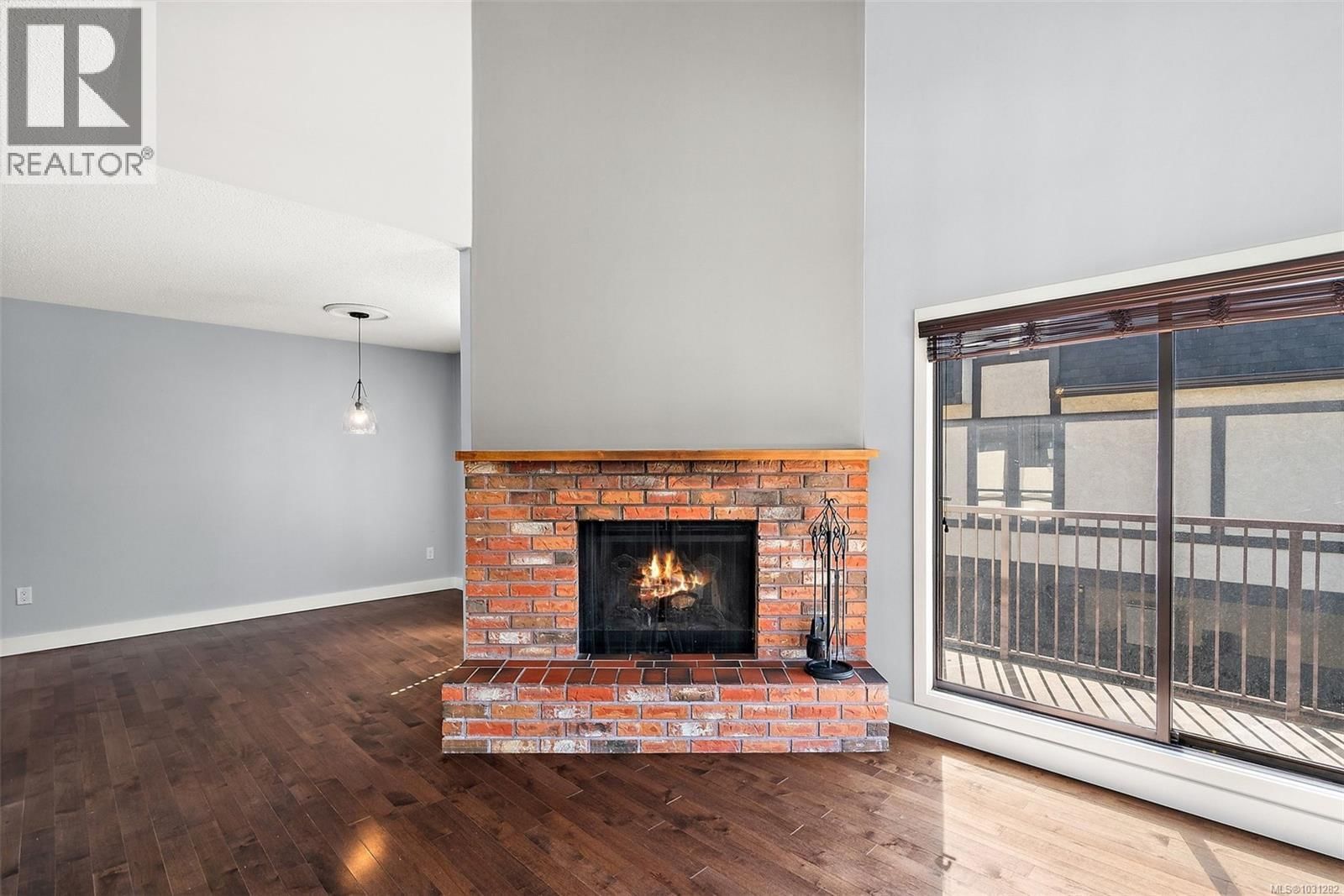 6 - 1464 FORT STREET Image 16