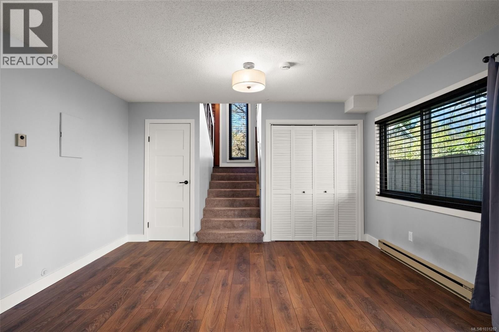 6 - 1464 FORT STREET Image 30