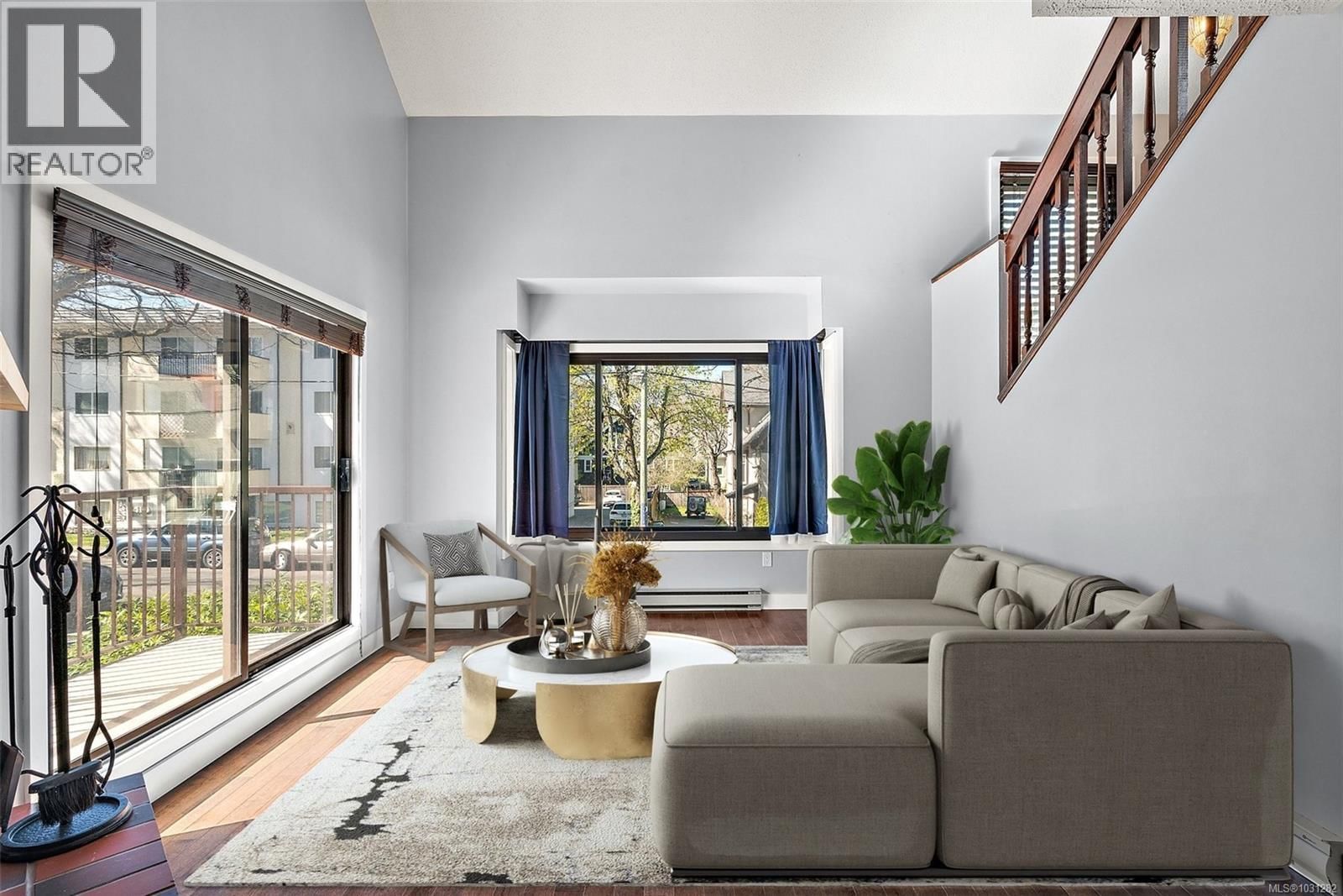 6 - 1464 FORT STREET Image 4