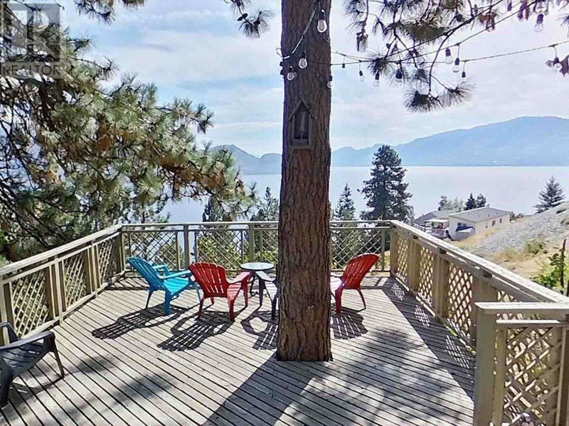 5821 Atkinson Crescent, Peachland, British Columbia (MLS 10312878)