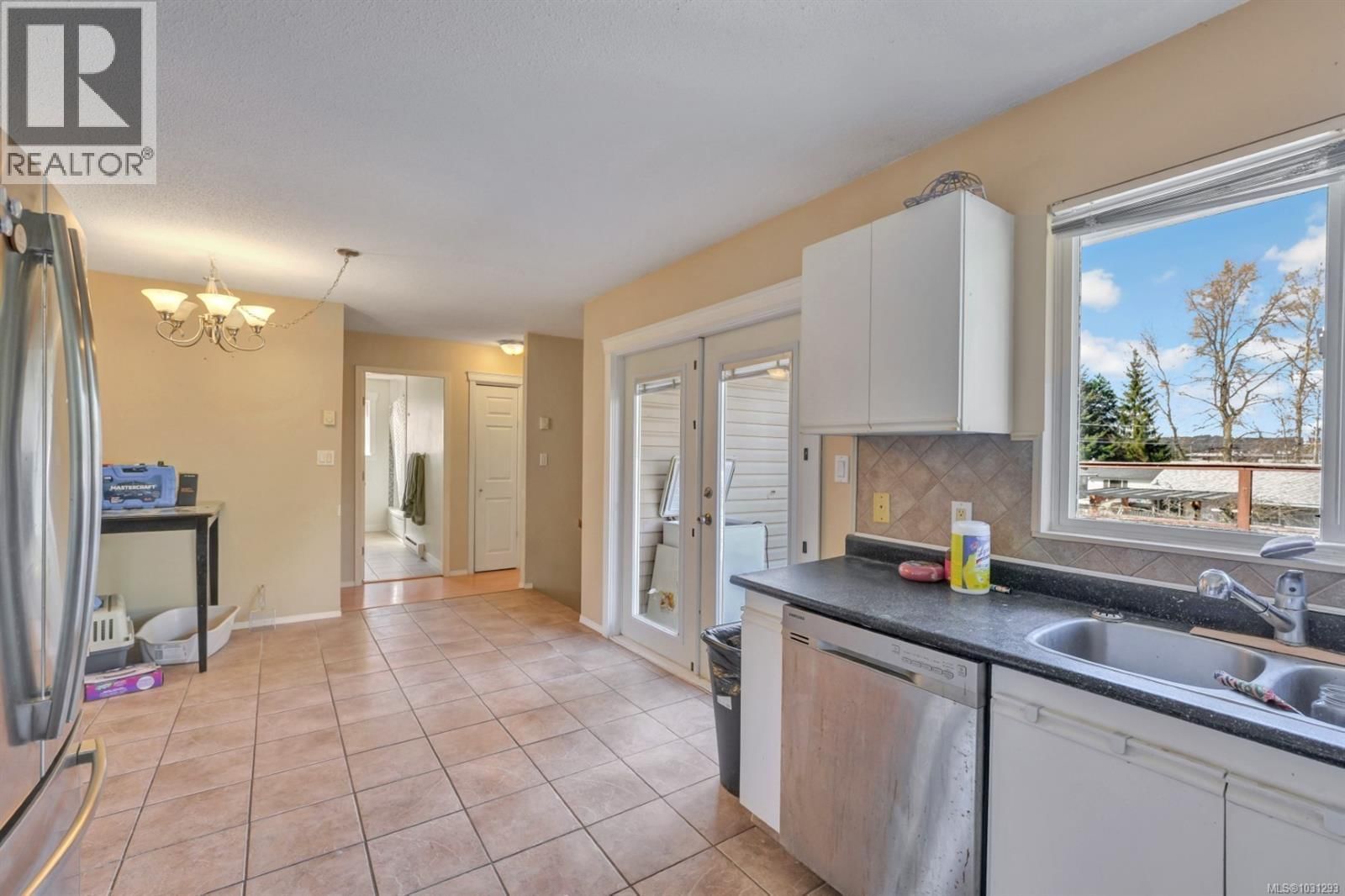 680 Chelsea Street property photo