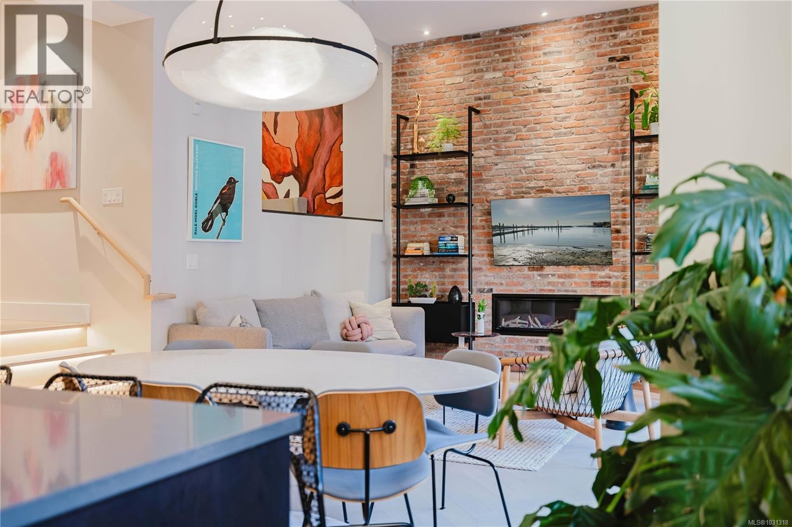 207 - 427 LAMPSON STREET Image 10