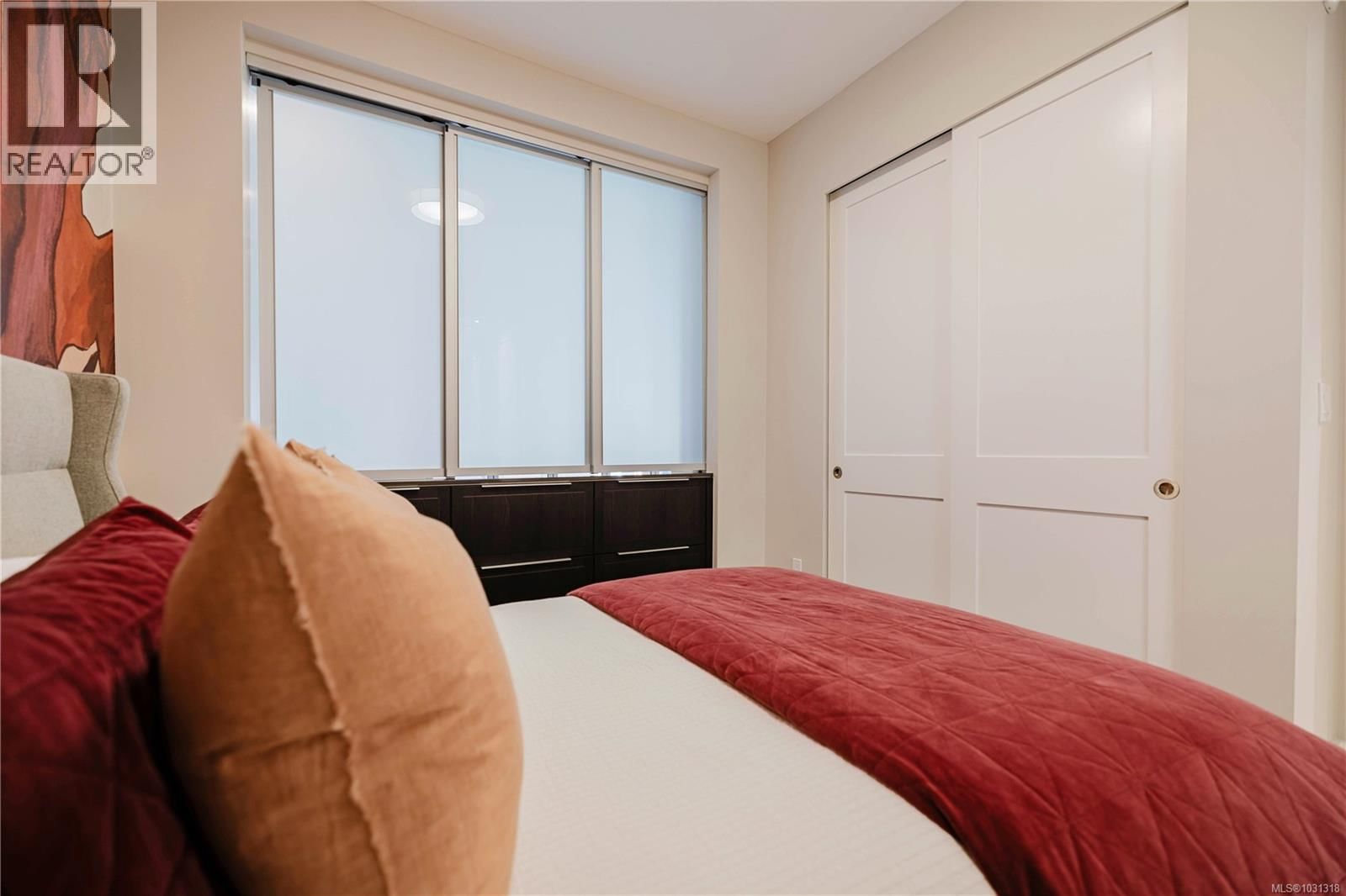 207 - 427 LAMPSON STREET Image 21