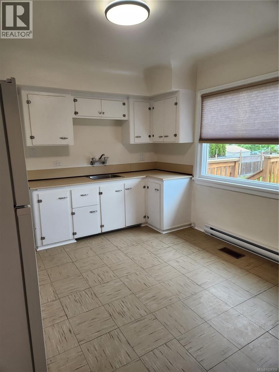 4371 Shelbourne Street property photo