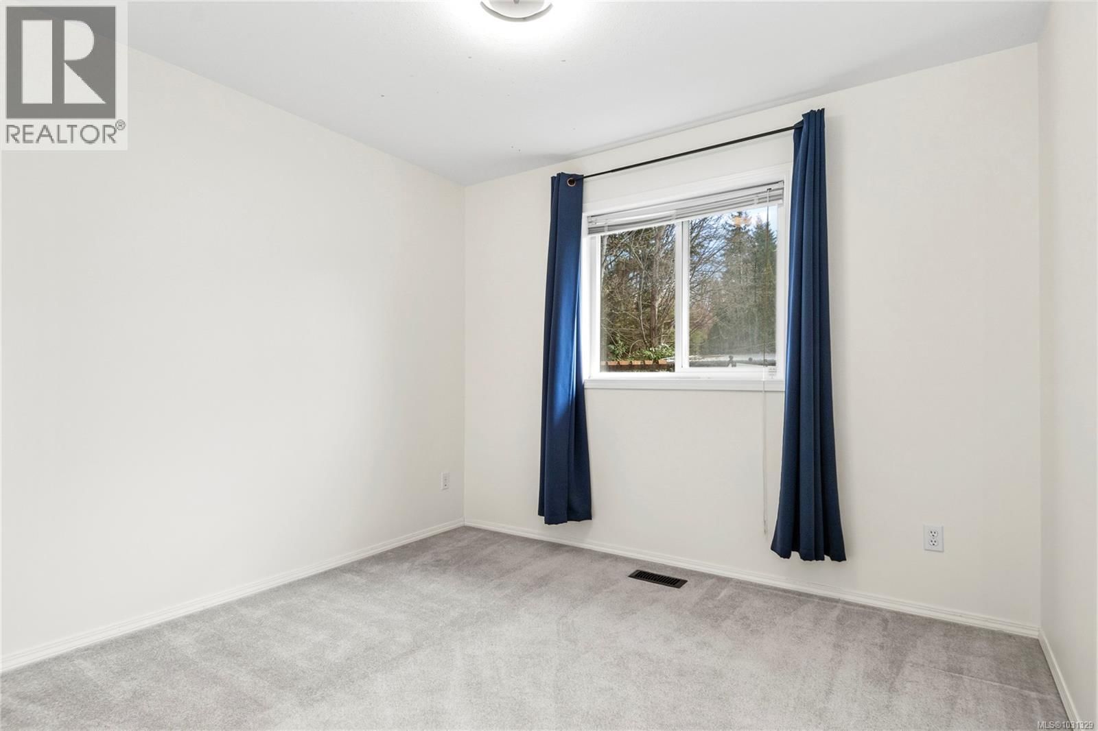 880 NICHOLLS ROAD Image 14