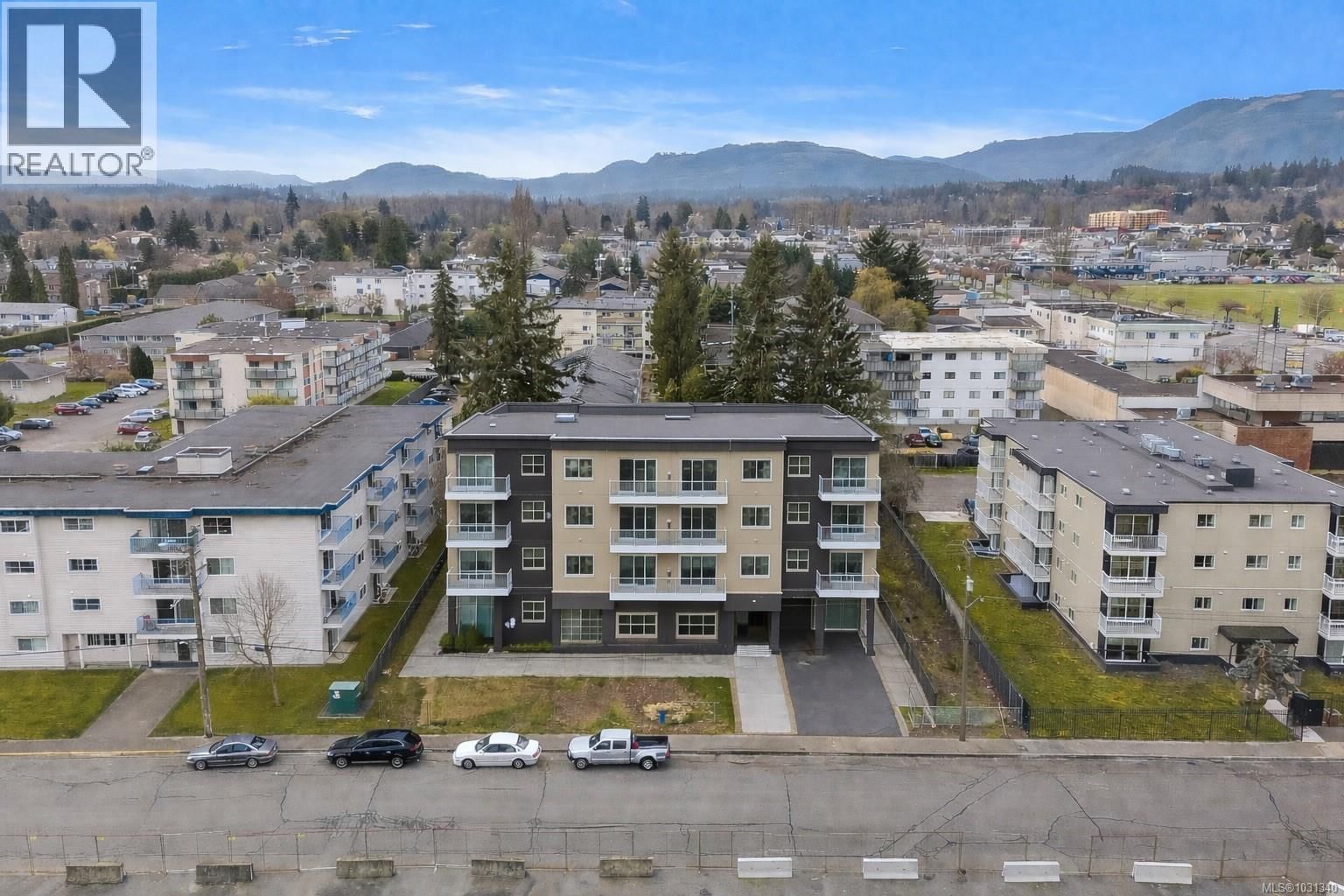 2566 Lewis Street property photo