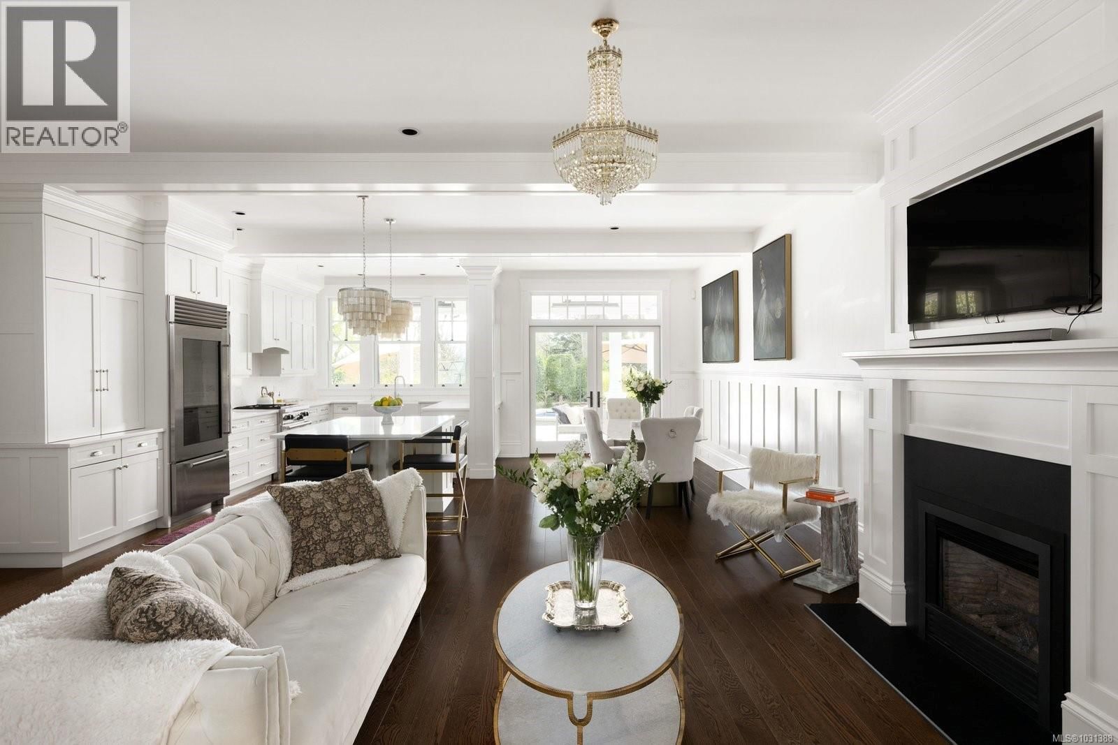 2545 LANSDOWNE ROAD Image 13