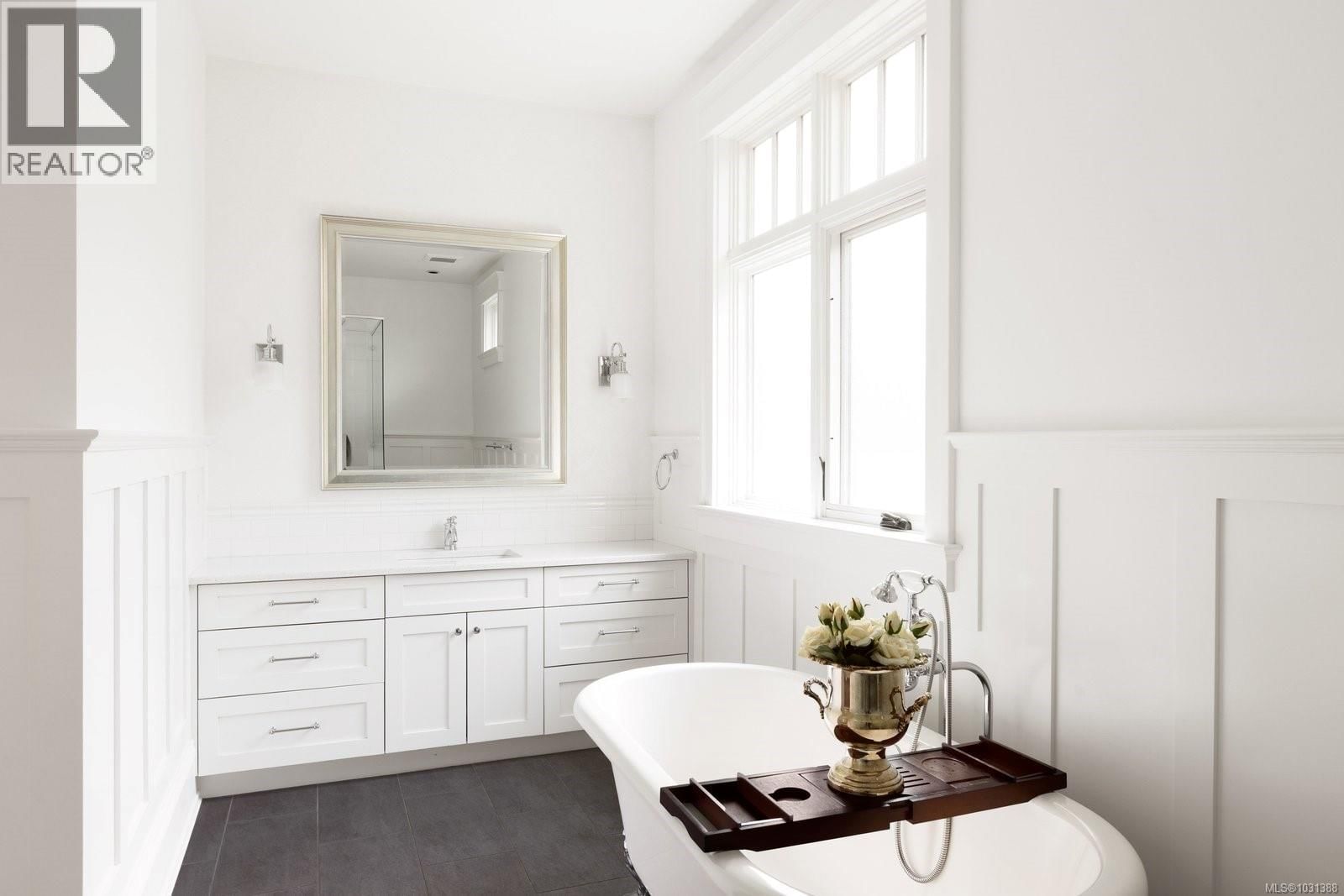 2545 LANSDOWNE ROAD Image 26