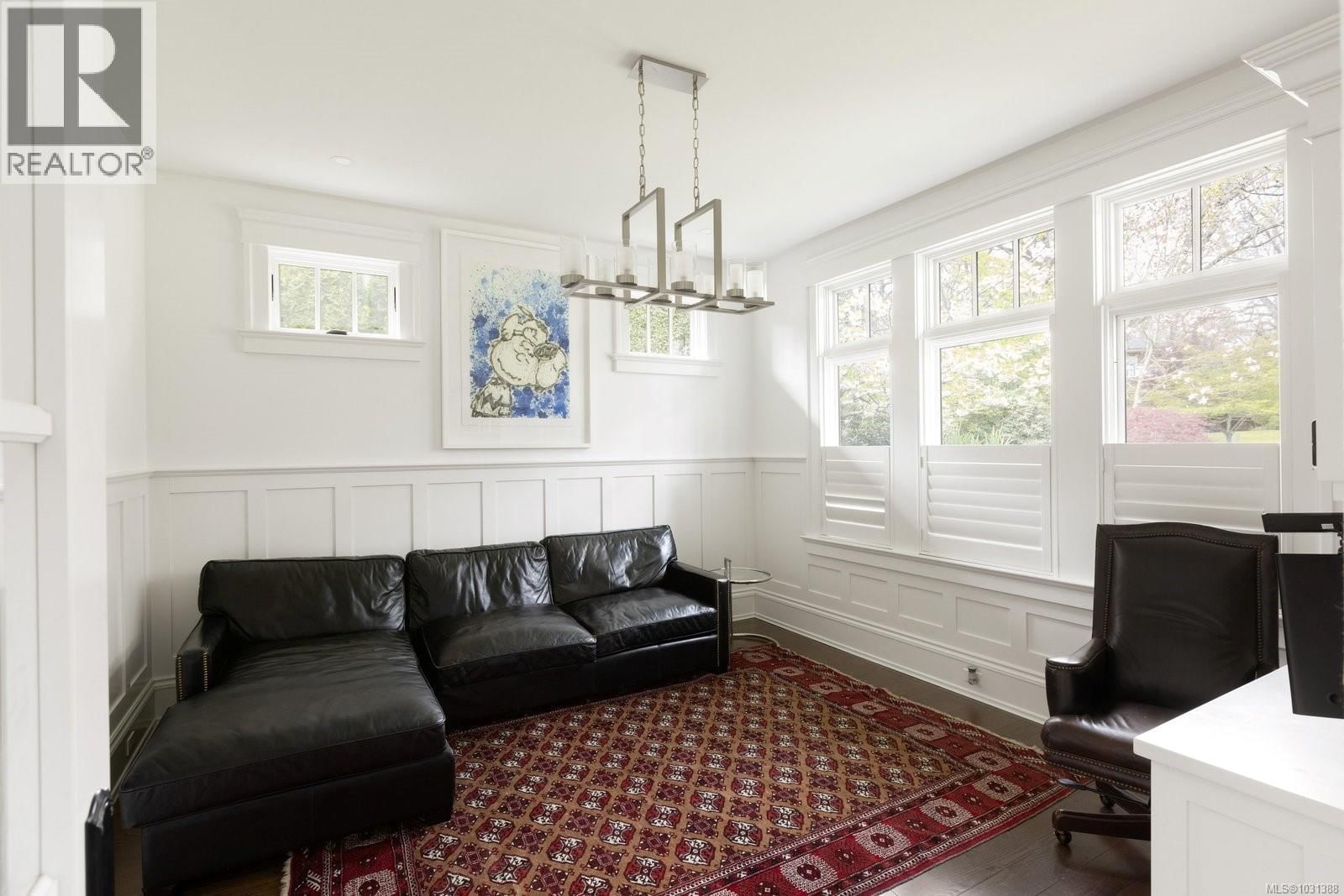 2545 LANSDOWNE ROAD Image 30