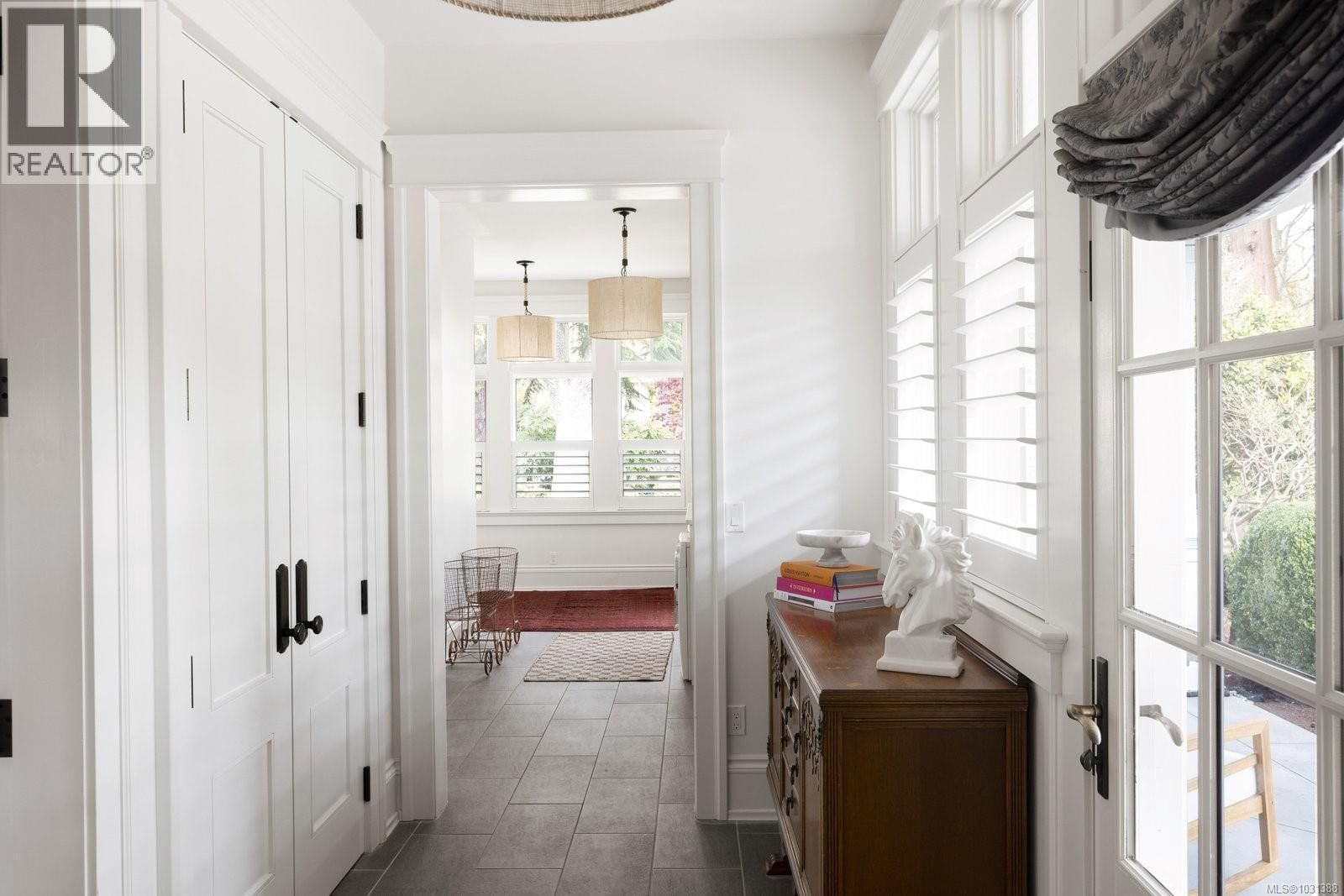 2545 LANSDOWNE ROAD Image 31