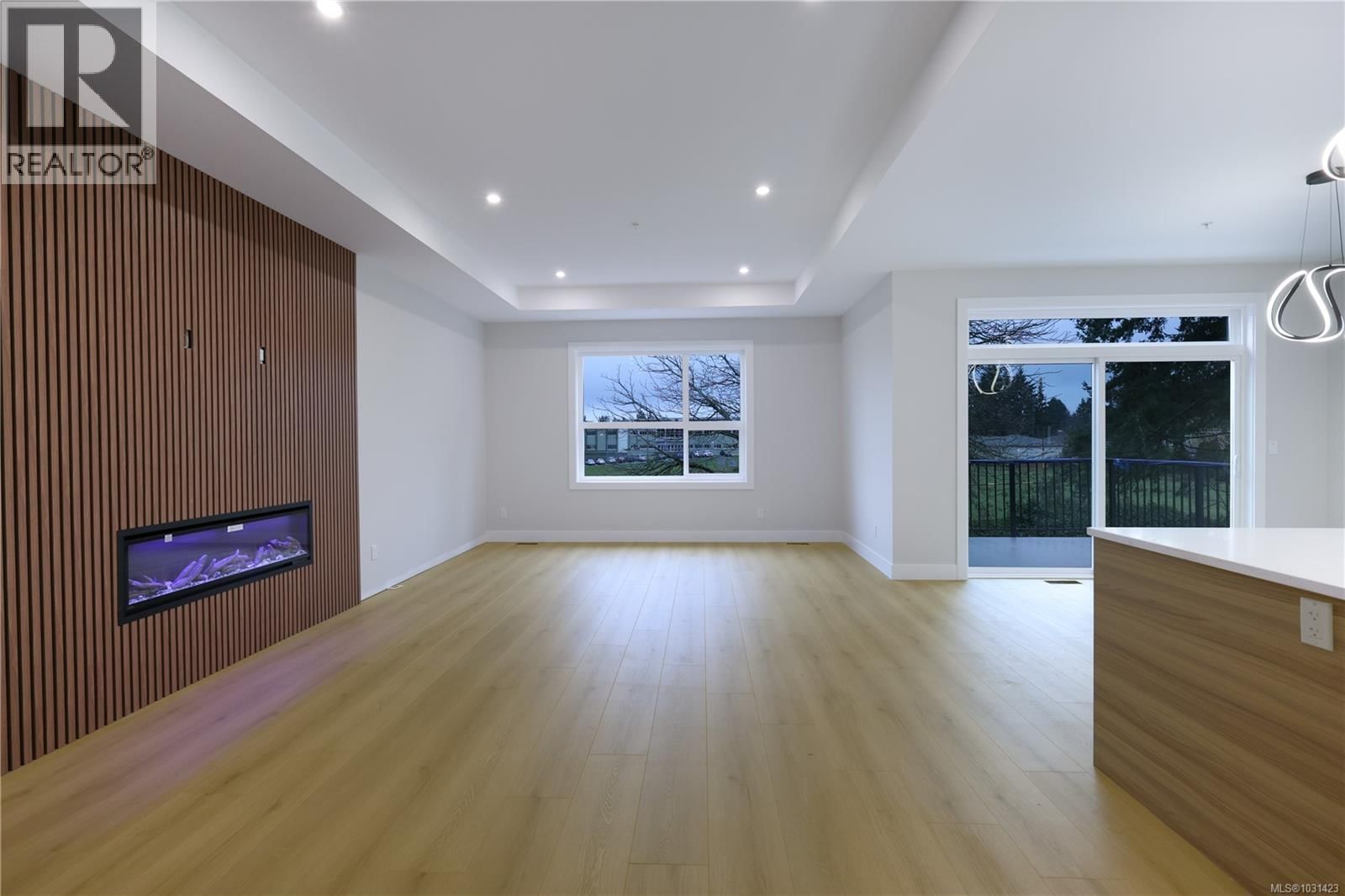 416 Diamond Boulevard property photo