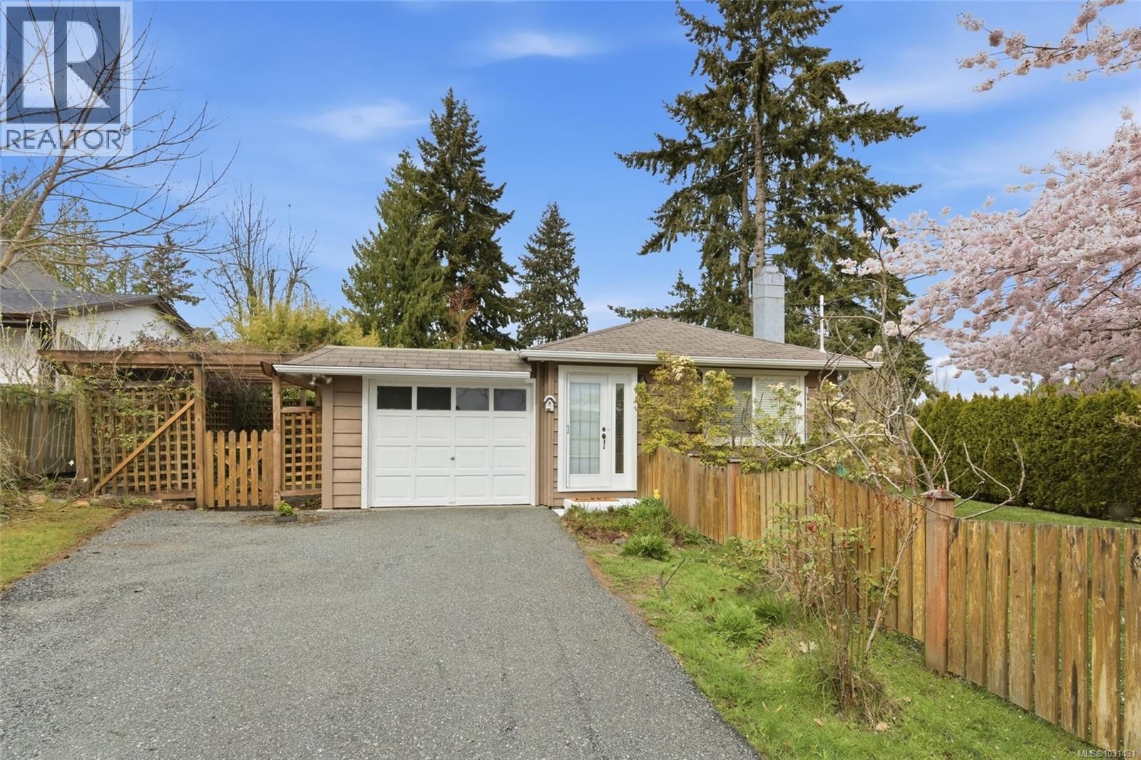 629 JONES STREET Image 12