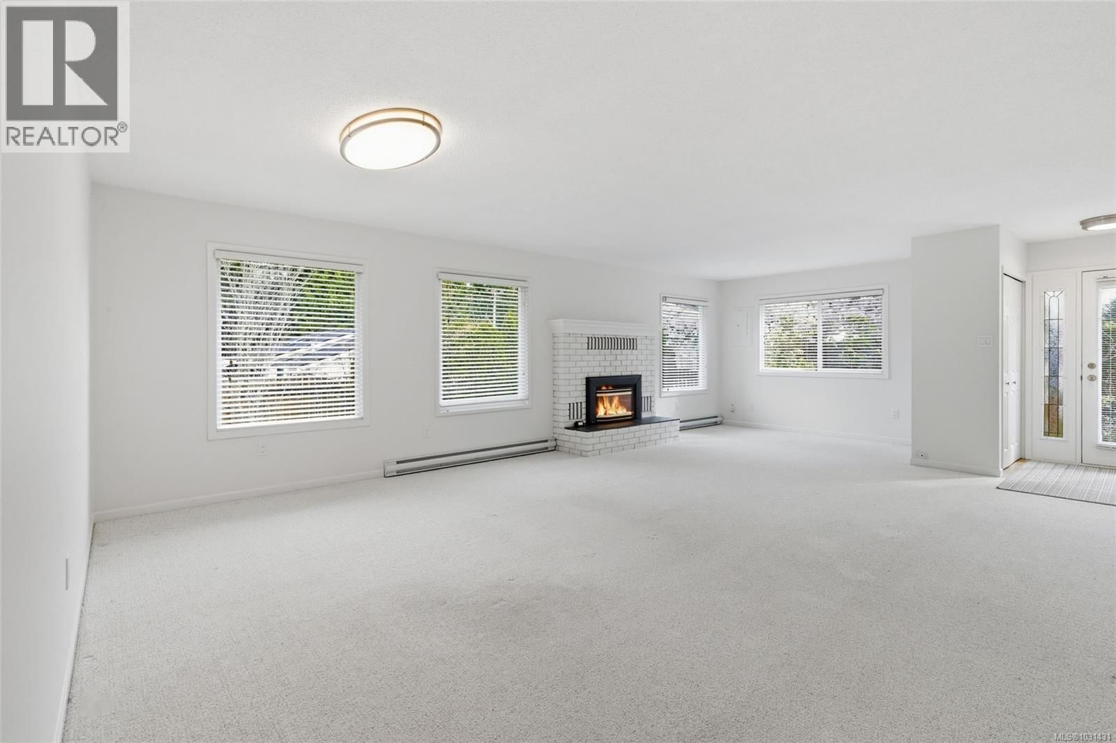 629 JONES STREET Image 15