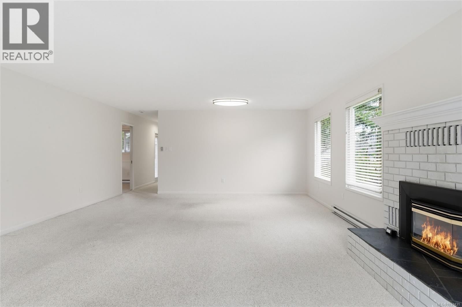 629 JONES STREET Image 16