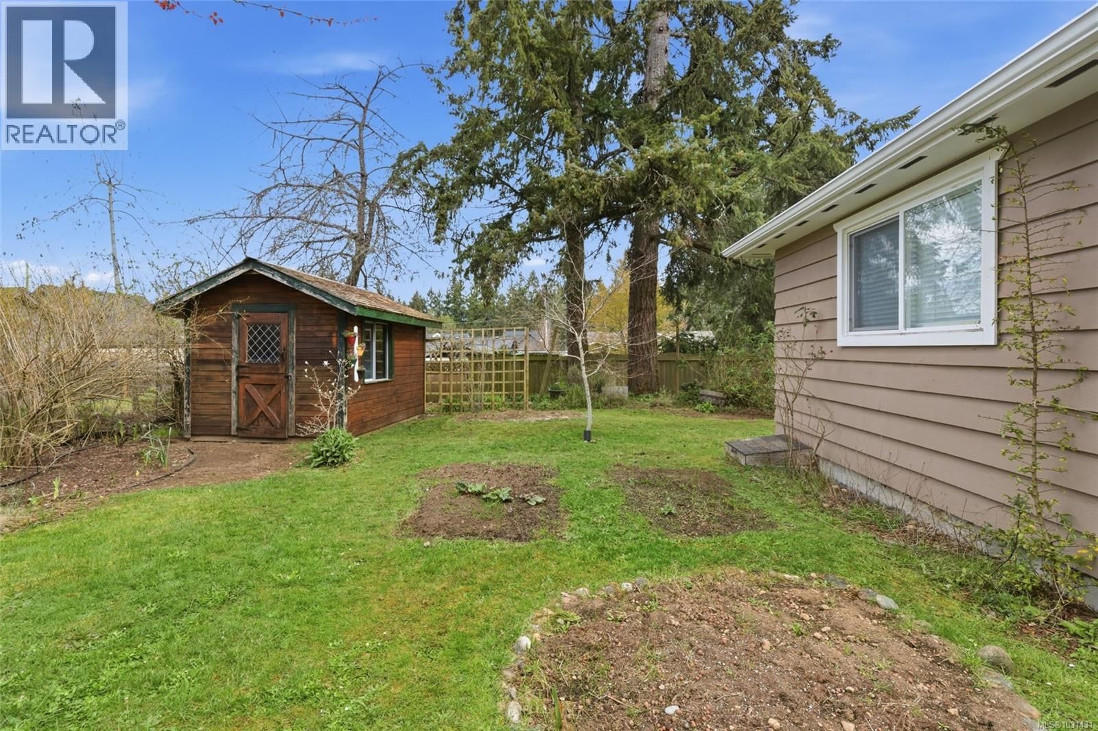 629 JONES STREET Image 24