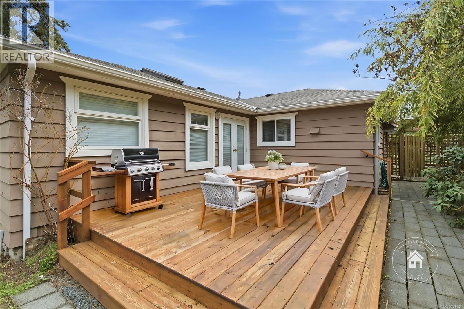 629 JONES STREET Image 8