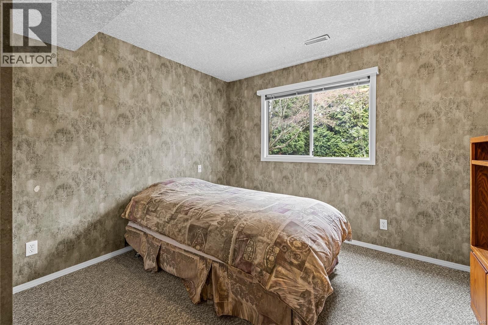 6298 WATERBURY ROAD Image 33