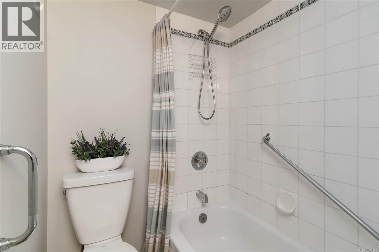 101 - 2710 GROSVENOR ROAD Image 13