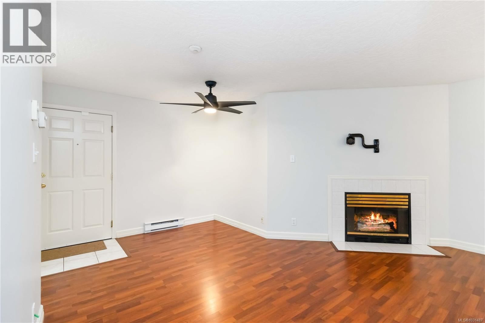 101 - 2710 GROSVENOR ROAD Image 3