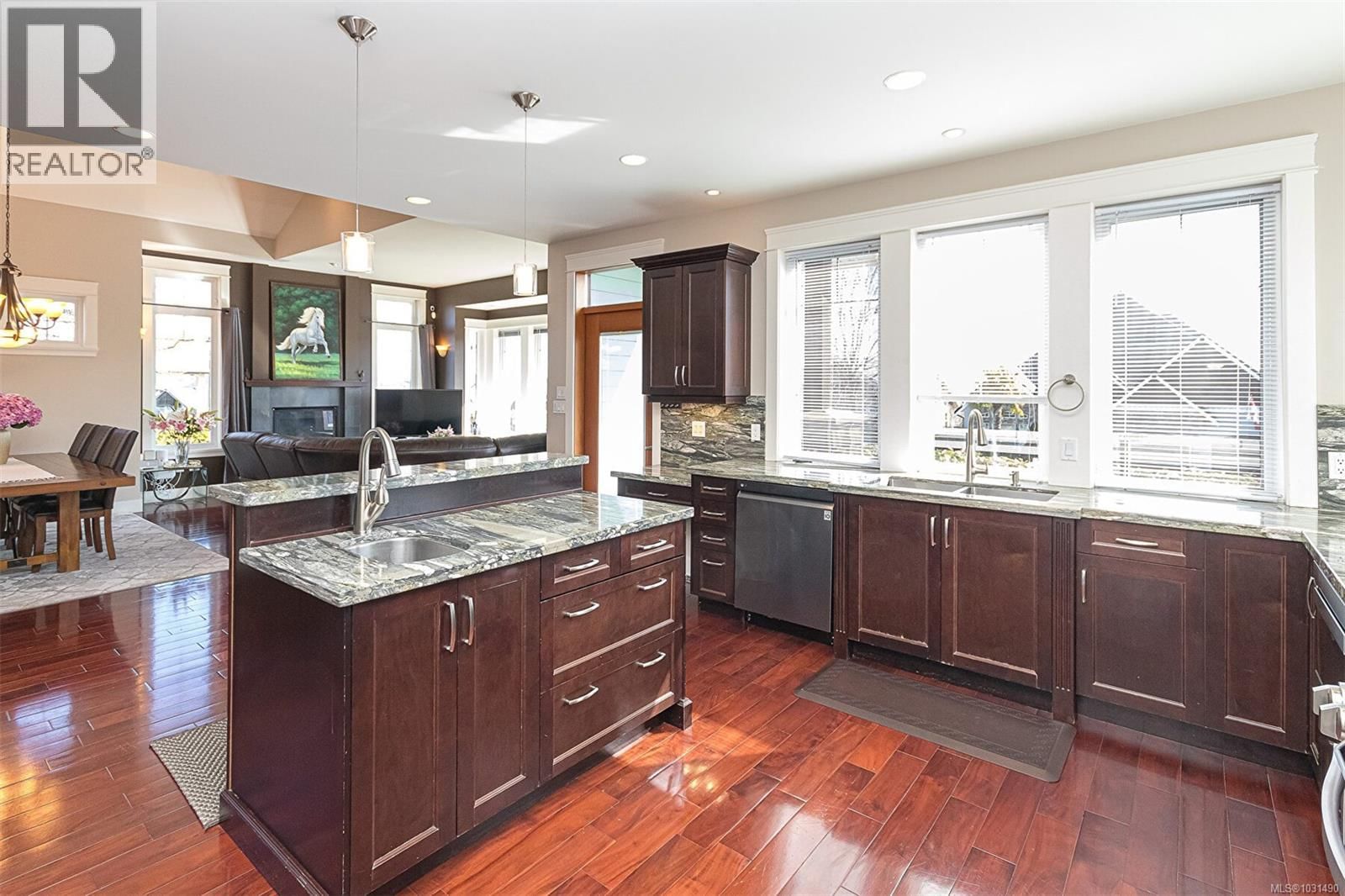 1143 NATURES GATE Image 17