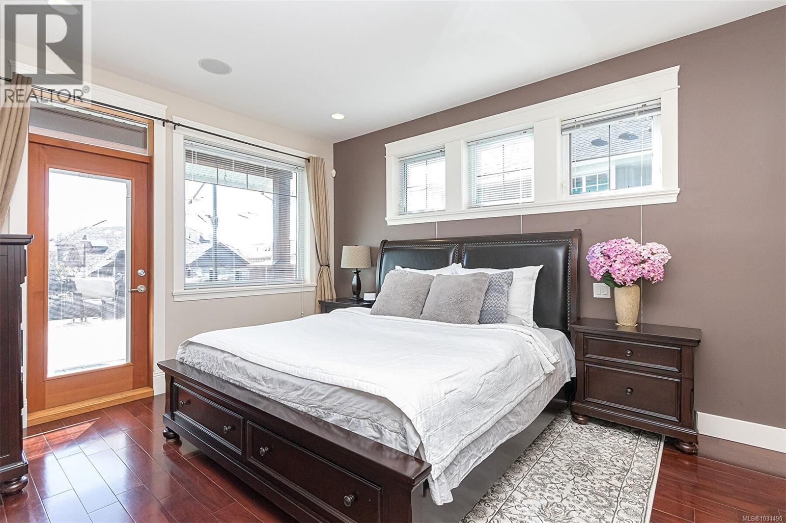 1143 NATURES GATE Image 18