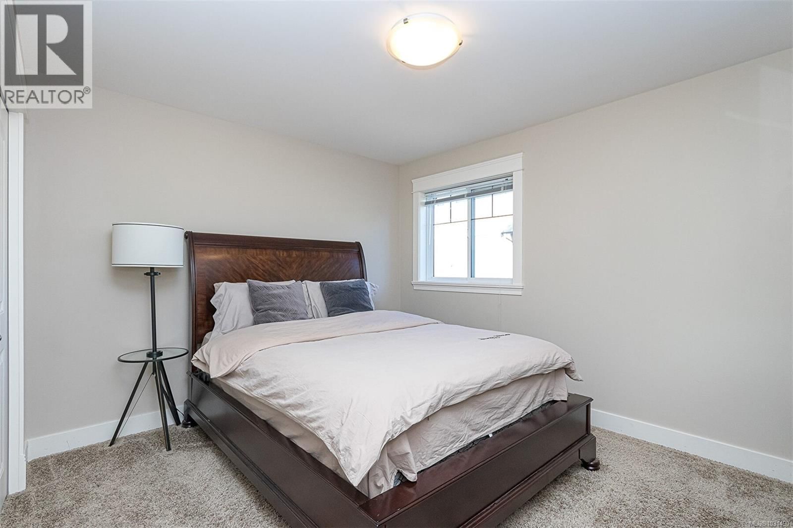 1143 NATURES GATE Image 28