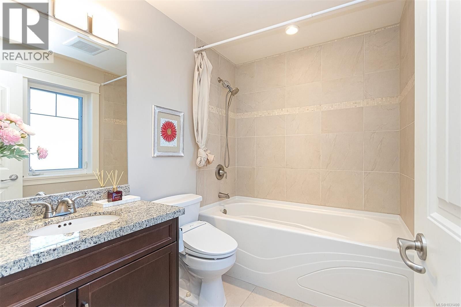 1143 NATURES GATE Image 30