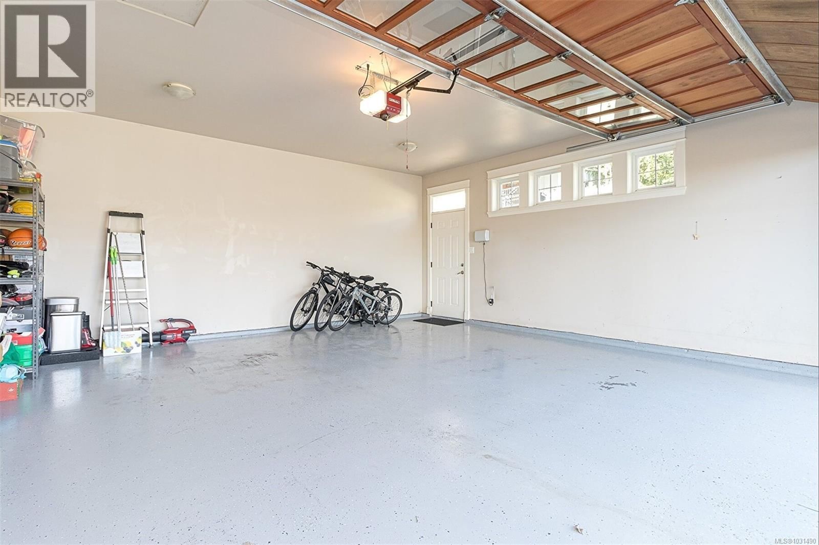 1143 NATURES GATE Image 40