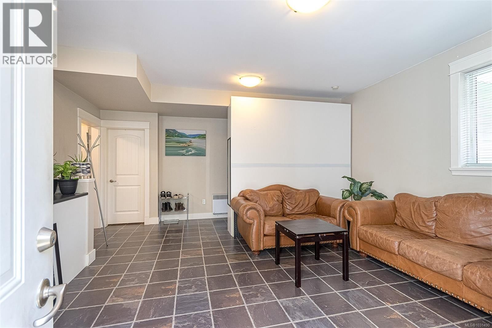 1143 NATURES GATE Image 41