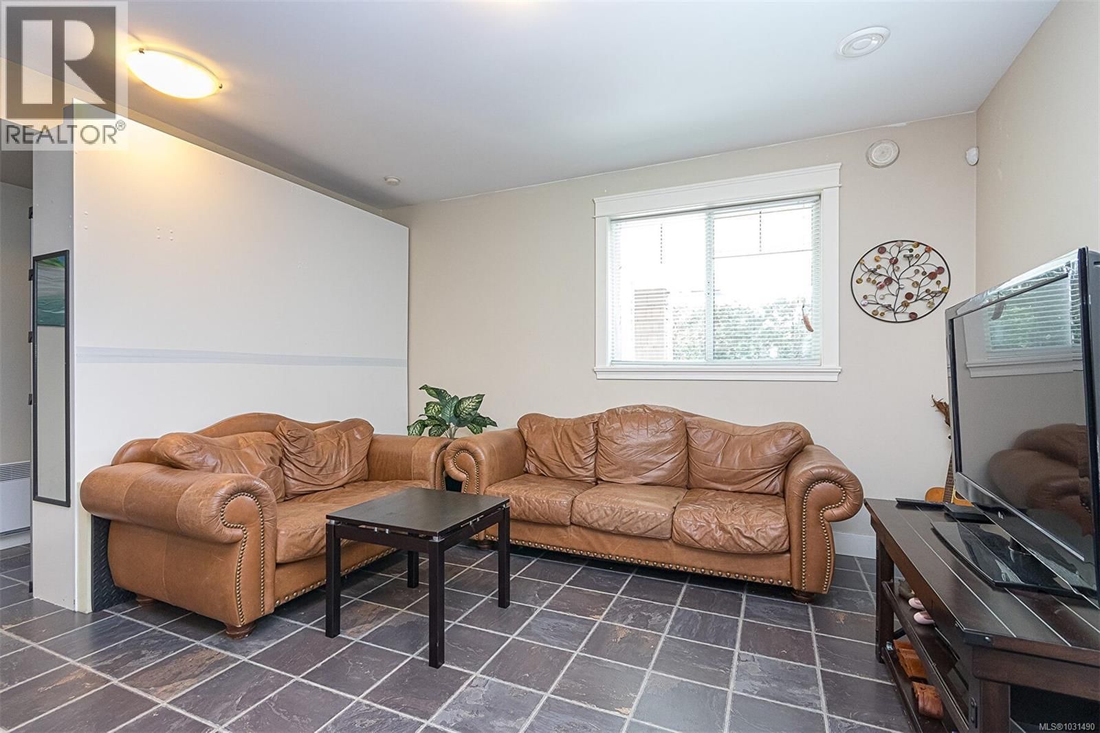 1143 NATURES GATE Image 42