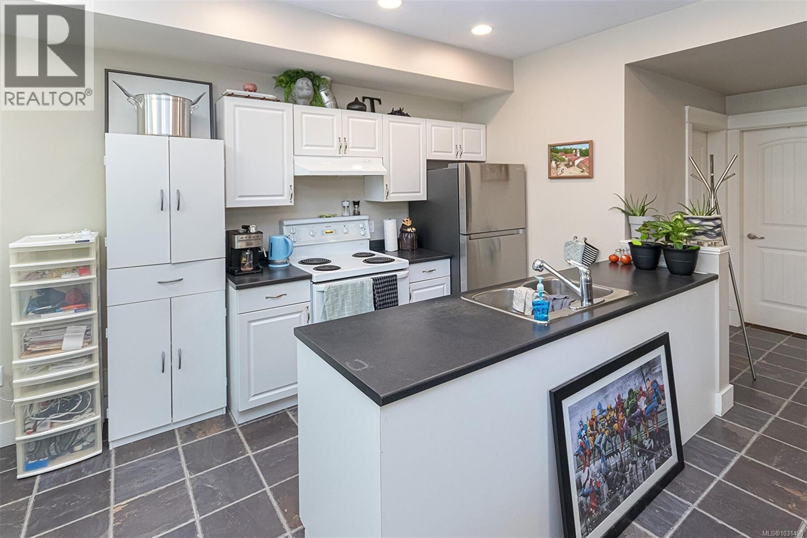 1143 NATURES GATE Image 45