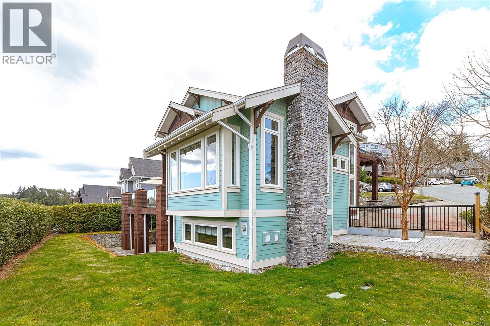 1143 NATURES GATE Image 53