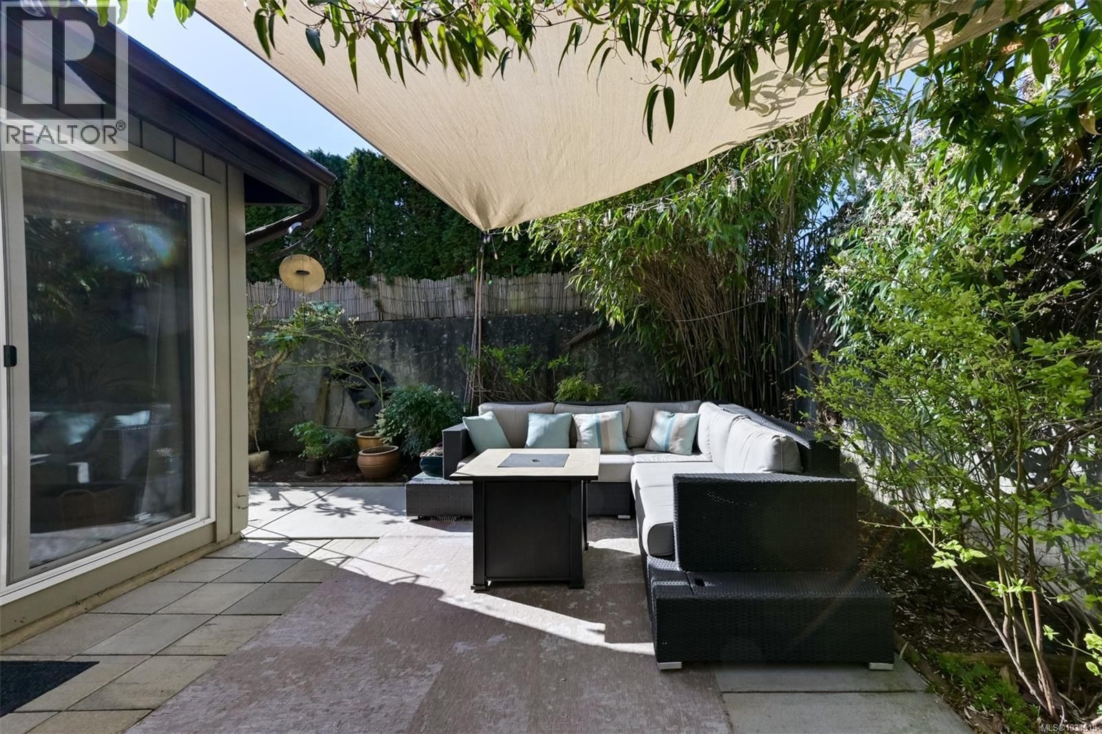 1294 DENMAN STREET Image 14