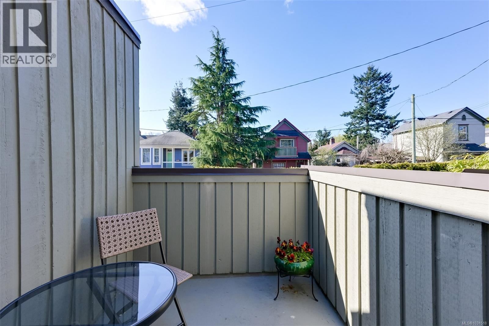 1294 DENMAN STREET Image 44