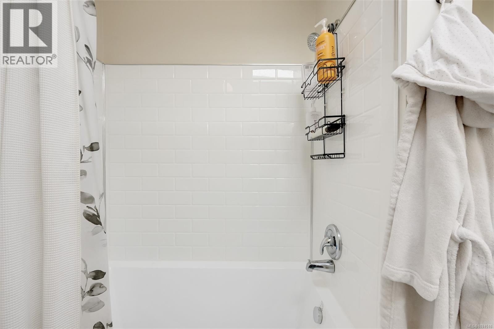 1294 DENMAN STREET Image 48