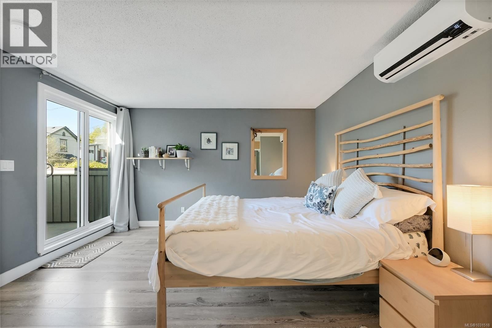 1294 DENMAN STREET Image 49