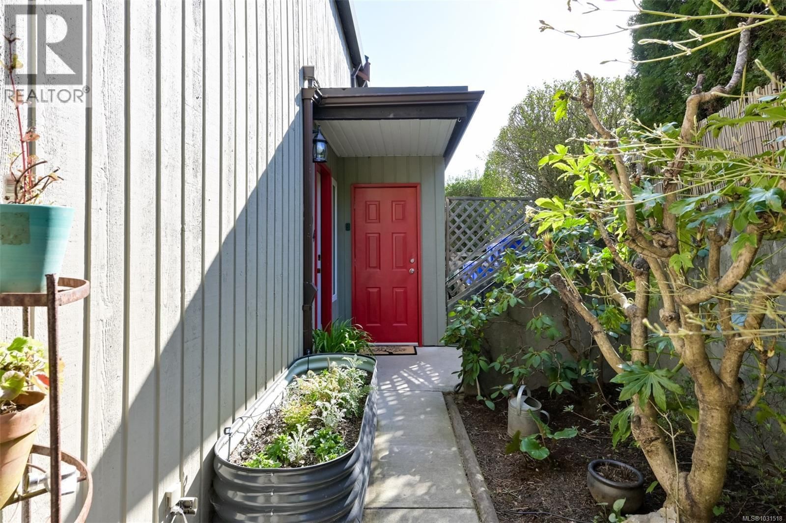 1294 DENMAN STREET Image 52