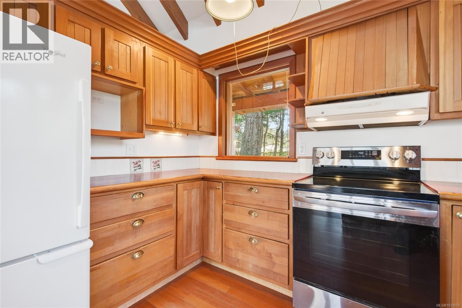 4394 LANGTON ROAD Image 14