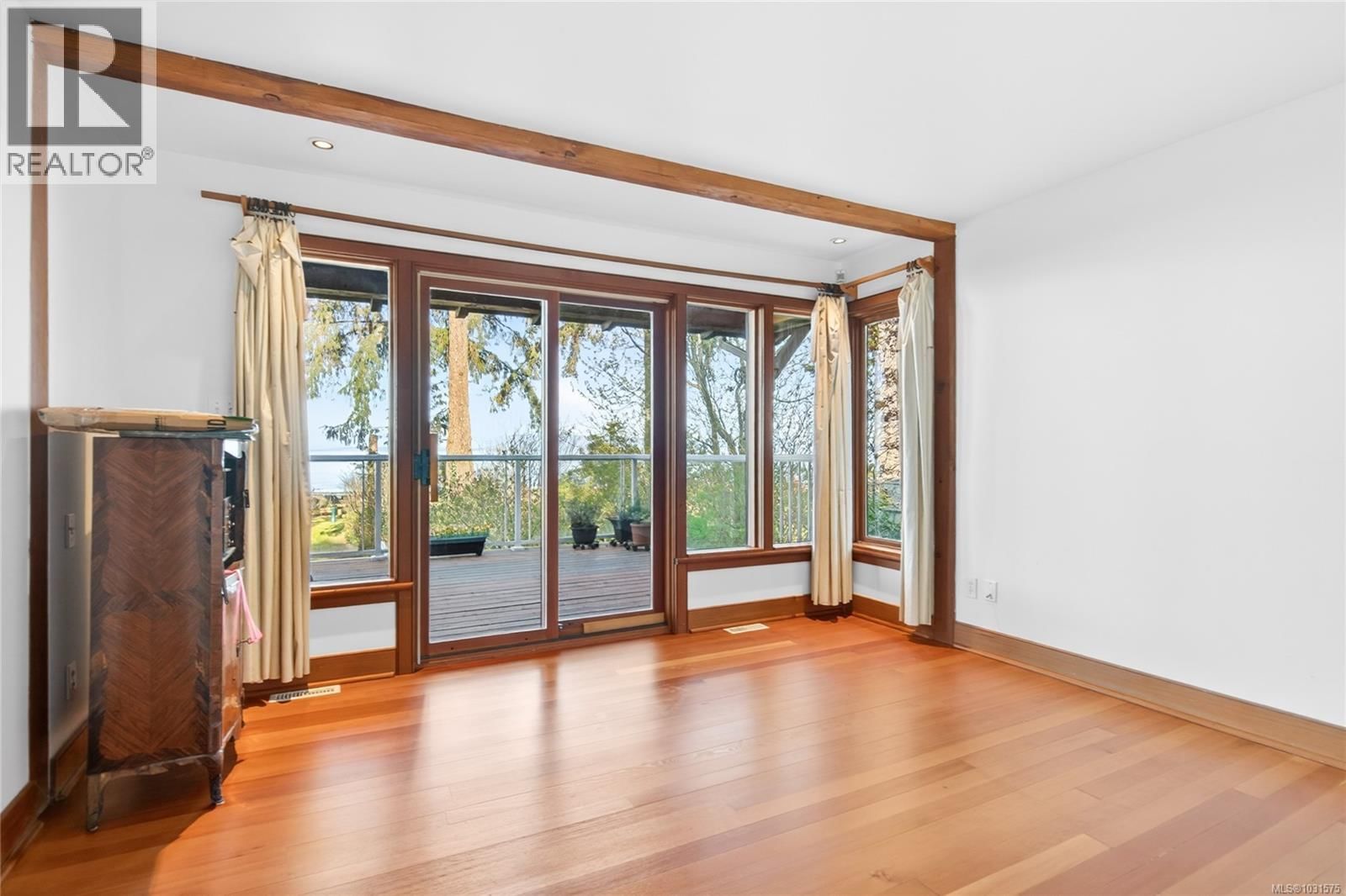 4394 LANGTON ROAD Image 22