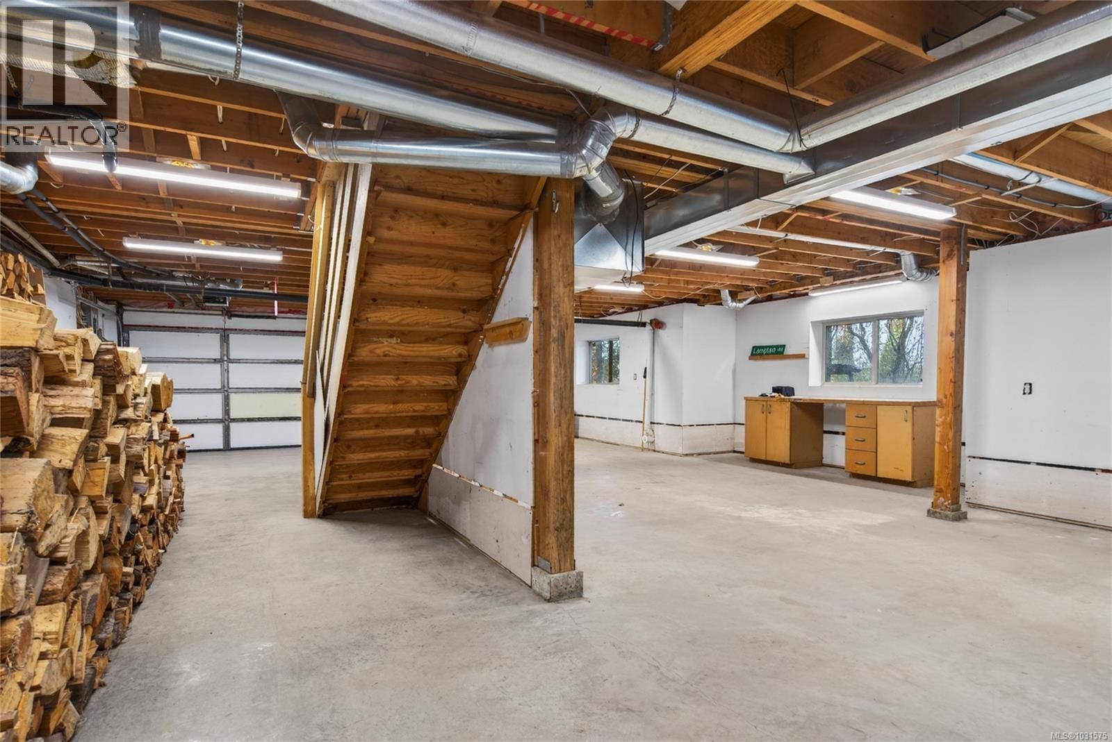 4394 LANGTON ROAD Image 30