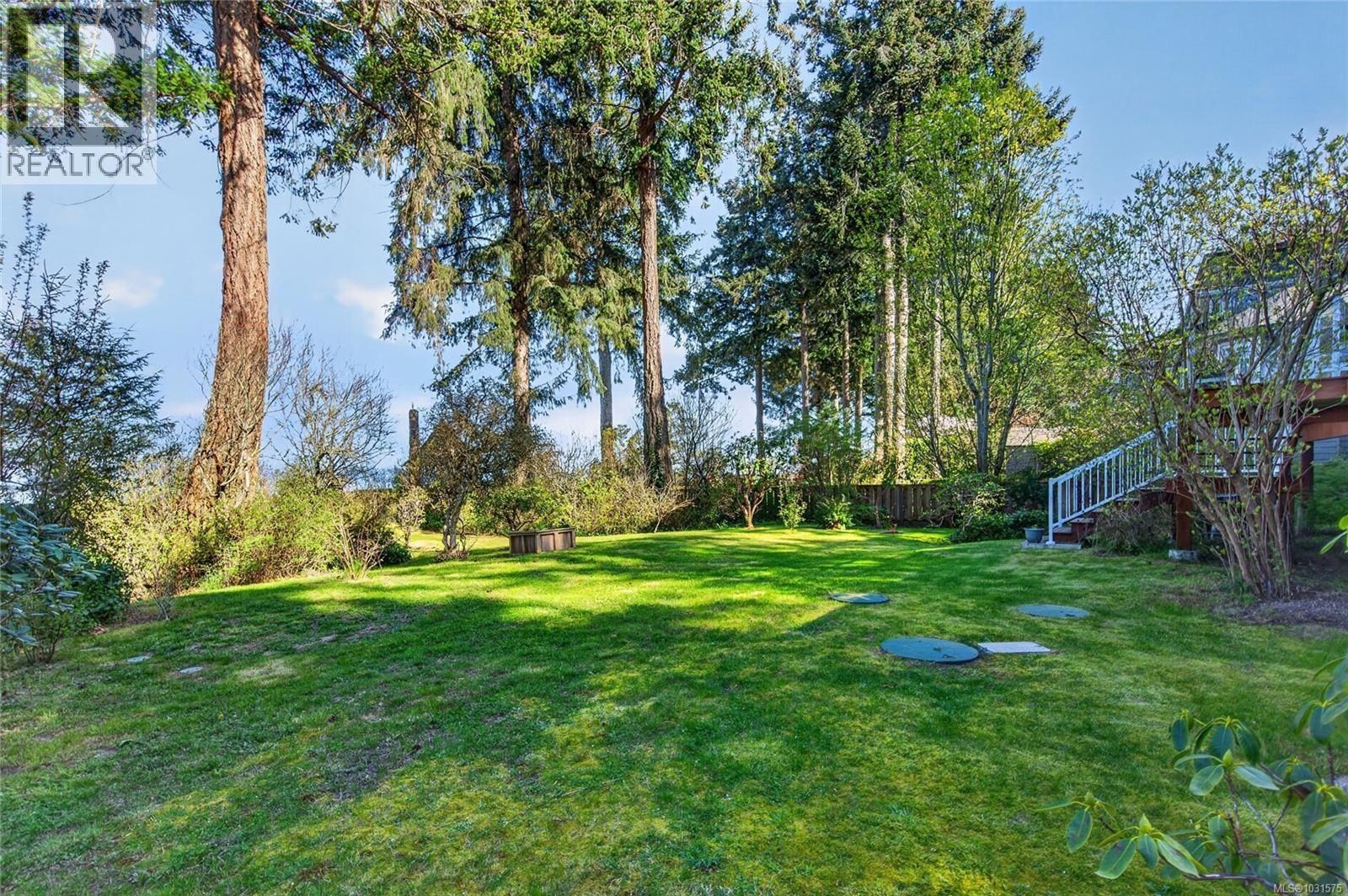 4394 LANGTON ROAD Image 46