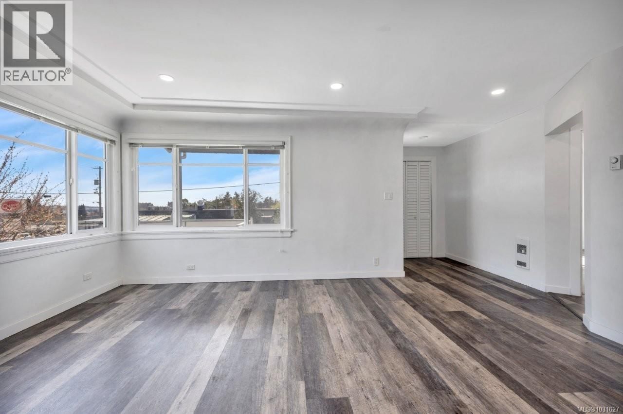 310 Mt. Benson Street property photo