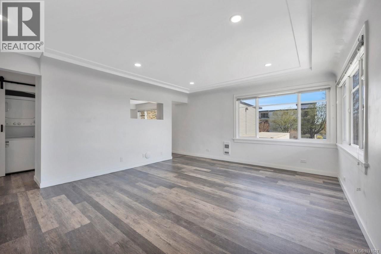 310 Mt. Benson Street property photo