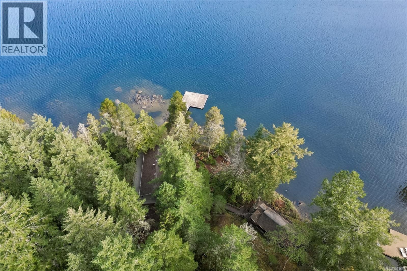 2037 IDA AVENUE Image 46