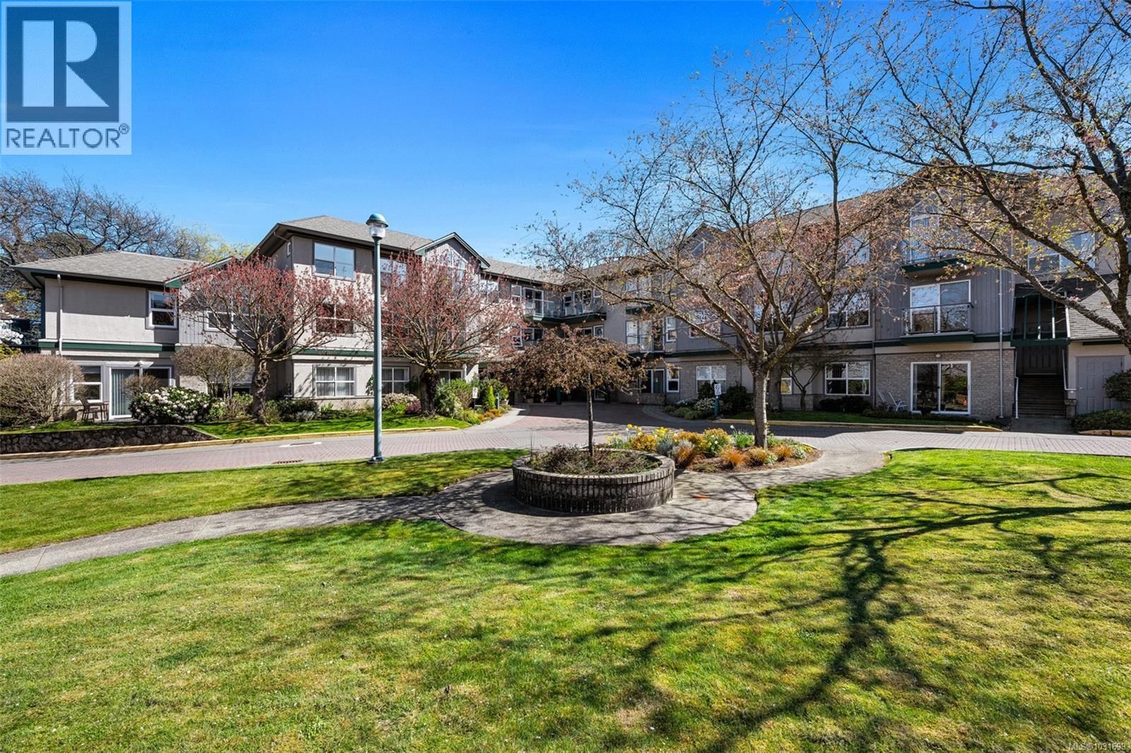 104 - 1485 GARNET ROAD Image 1