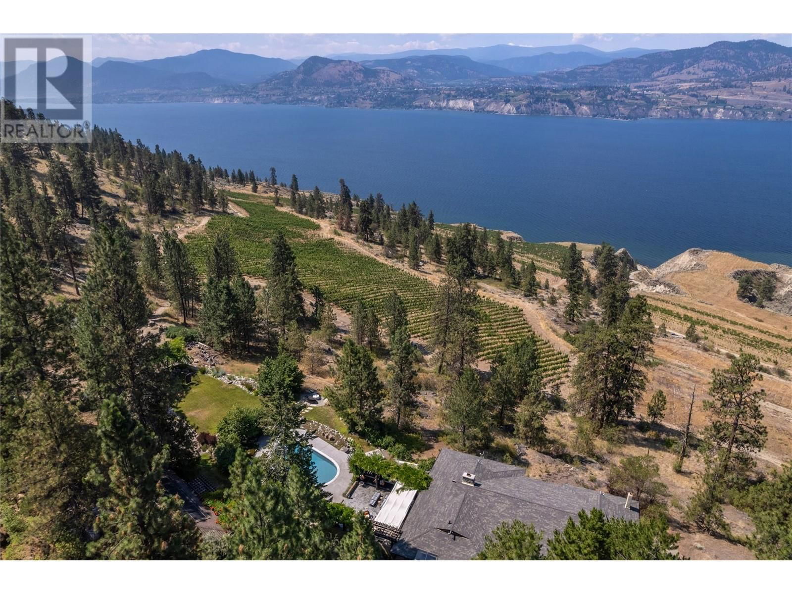 6301 North Naramata Road Image 28