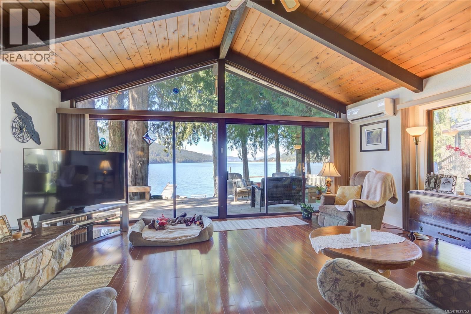 7774 Sunset Drive property photo