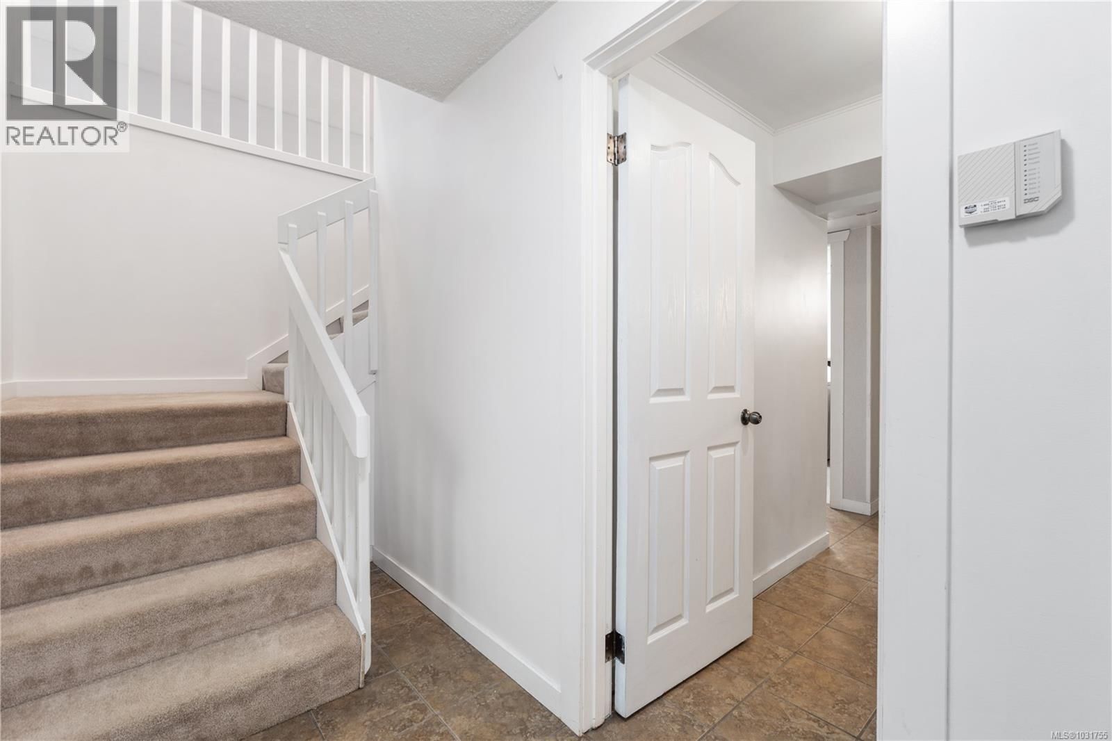 3801 MORRIS PLACE Image 19