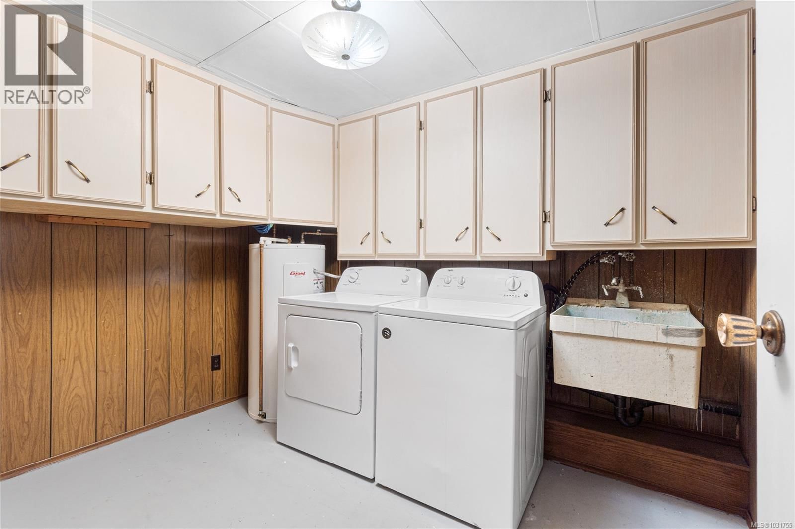 3801 MORRIS PLACE Image 21