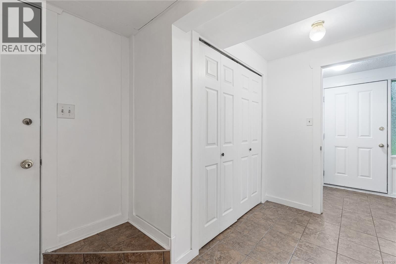 3801 MORRIS PLACE Image 27